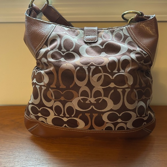Y2K 2000 Coach Brown Signature Canvas Shoulder Bag with Brass Ring Accent - Picture 6 of 15
